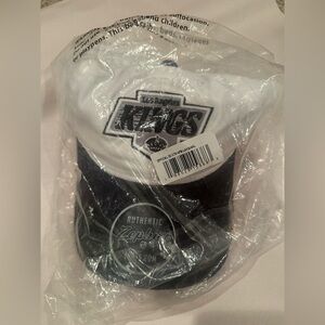 Los Angeles Kings Two-Tone Logo Cap - White & Black SnapBack